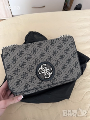 Дамска чанта GUESS