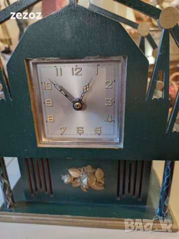 Часовник-Юнгханс-кварцов, снимка 2 - Стенни часовници - 42891020