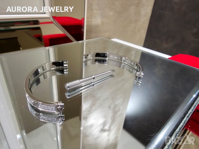 CARTIER Love Paved Silver Classic Diamonds Гривна с Отверка, снимка 7 - Гривни - 53029556