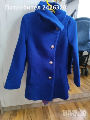 Късо кокетно палто от кашмир, марка Radek's , снимка 2 - Палта, манта - 53082913