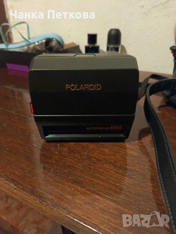 продавам стар фотоапарат с оригинален калъв (чанта) 