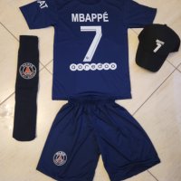 MBappe 7 PSG + Калци + Шапка 2023г Нов Детско Мбаппе ПСЖ Комплект New, снимка 1 - Футбол - 39956302