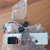 Ново автомобилно радио касетофон audio player USB Crown, снимка 3 - Радиокасетофони, транзистори - 39472264