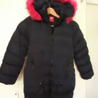 Детско зимно яке 12г. черно и циклама с качулка, снимка 1 - Детски якета и елеци - 42596236