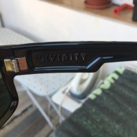 IVI Lividity-оригинални, снимка 9 - Слънчеви и диоптрични очила - 29417422