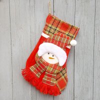 1834 Голям коледен чорап за украса или подаръци Дядо Коледа и Снежко, снимка 2 - Декорация за дома - 30786012