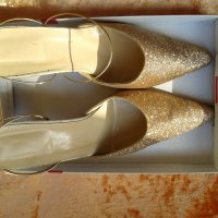 Дамски Златни обувки номер 37, снимка 2 - Сандали - 36865121