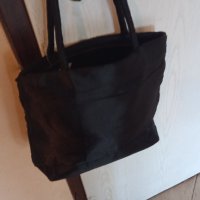 Продавам черна официлна официална дамска чанта , снимка 5 - Чанти - 39122360