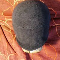 Продавам чисто нова черна лека и топла поларена шапка Vaude полар 200. Шапката добре покрива и ушите, снимка 7 - Шапки - 44385308