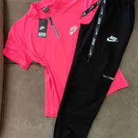 Дамски спортен екип Nike код 26, снимка 1 - Спортни екипи - 37800979