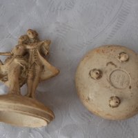 Стара кутийка Италия с фигура танц, барок, снимка 6 - Декорация за дома - 34356366