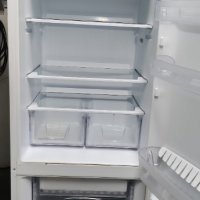 Хладилник с фризер Indesit BAAN 13, снимка 2 - Хладилници - 42467418