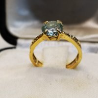 Дамски златен 585 пръстен с брилянт, снимка 2 - Пръстени - 30091654