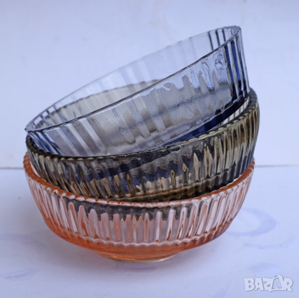 3 броя купички от цветно стъкло, снимка 1