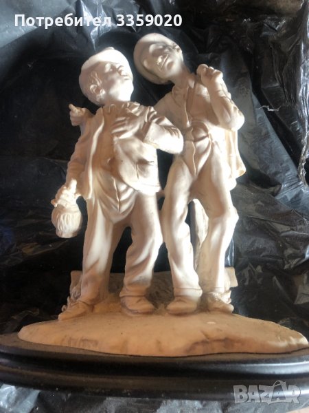 продавам стара керамична фигура Лаурел и Харди, снимка 1