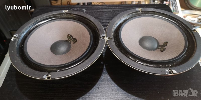 Осем инчови баси. , снимка 1