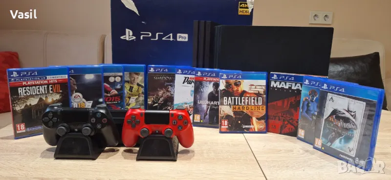 🎮 ПРОДАВАМ PlayStation 4 Pro + 2 джойстика, охладител и 13 игри! 🎮, снимка 1