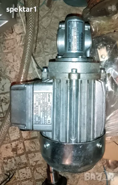 Марков двигател с редуктор LENZE SSN31-UHCR- 056C21, снимка 1