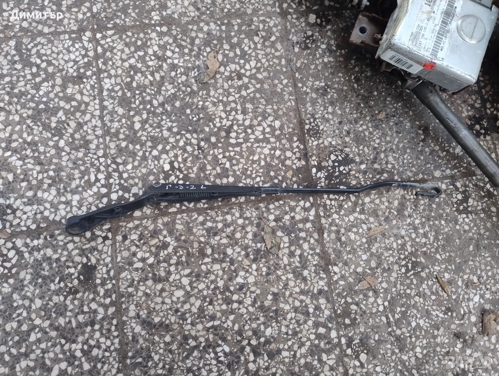 Рамо Чистачка Лява За Фолксваген Голф 3 1993г / VW Golf 3 1993y, снимка 1