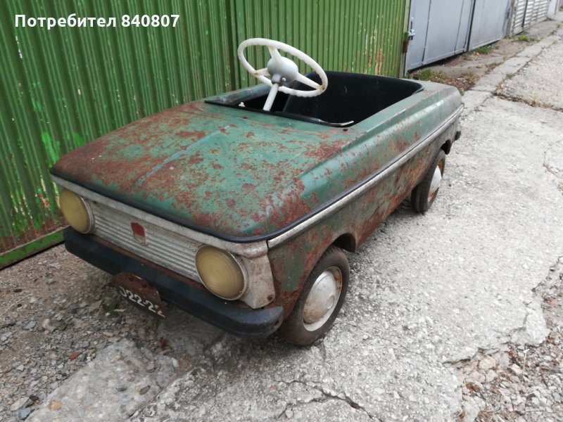 Купувам всякакъв вид метални колички с педали, снимка 1