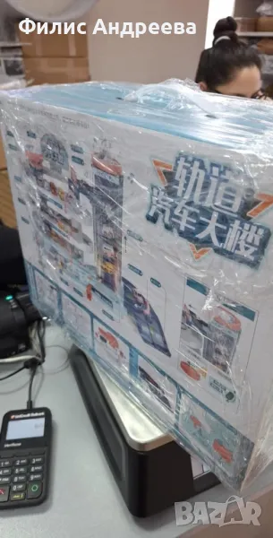 Детски паркинг с колички тип пъзел / Комплект - паркинг, 8 броя колички, пътни знаци , снимка 1