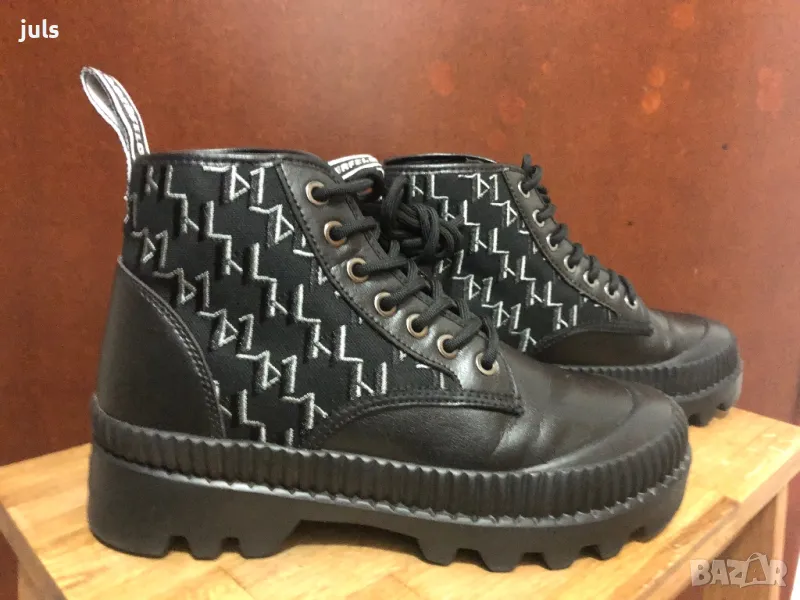 KARL LAGERFELD - Дамски боти с монограми, снимка 1