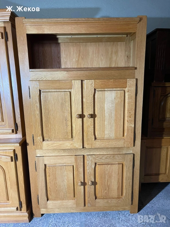 Масивен шкаф, снимка 1