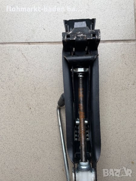 Volkswagen Golf 5/6 / Passat - Touran- оригинален крик, снимка 1