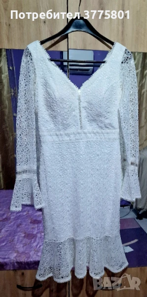 Бяла дантелена рокля миди, снимка 1