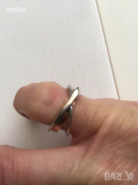 Красив сребърен пръстен със злато , общо тегло 4.25г , проба 850. , снимка 1
