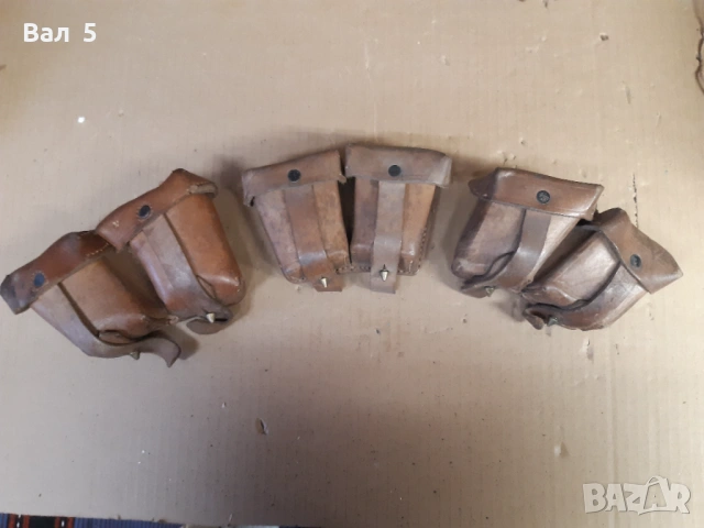 Паласки за Манлихер М 95 - лява , средна и дясна . Паласка