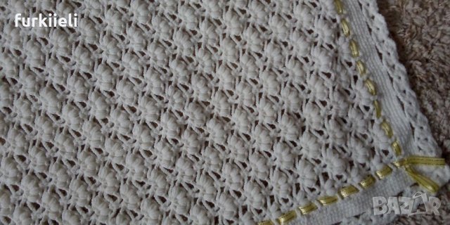 Ръчно плетено детско одеало 1.10/1.10 м., снимка 2 - Спално бельо и завивки - 34177207