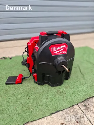 Машина за почистване на тръби и канали MILWAUKEE M18