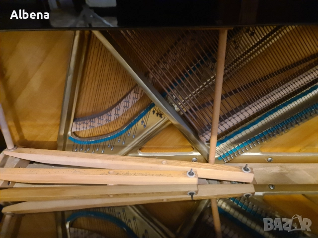 Продавам Пиано "Чайка", снимка 6 - Пиана - 51470056