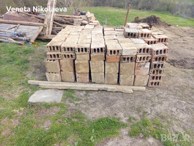 Тухли, снимка 3 - Строителни работници - 54248368