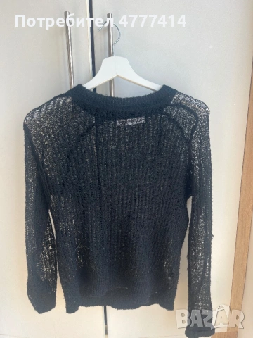 Черен пуловер/леко прозрачен/С размер/12евро, снимка 3 - Блузи с дълъг ръкав и пуловери - 53973561