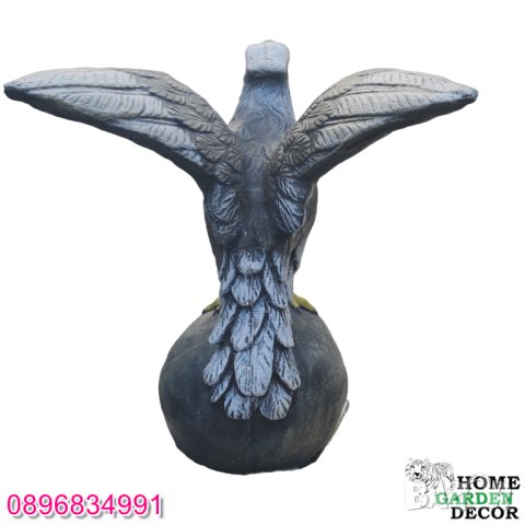 Орел върху топка статуя от бетон в кафяв цвят, снимка 2 - Градински мебели, декорация  - 40697389