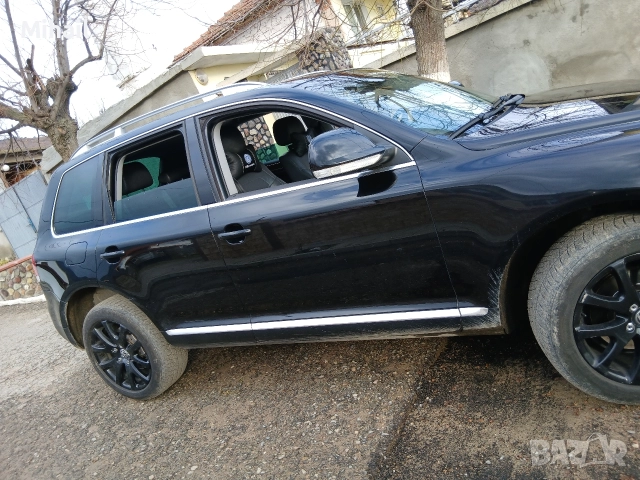 продава се Volkswagen Touareg V6 CDI, снимка 3 - Автомобили и джипове - 52692393