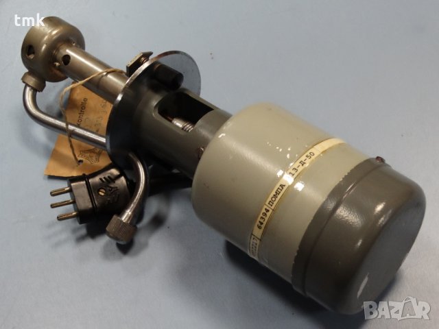 Помпа лабораторна VEB TYP 313-0-50, снимка 2 - Водни помпи - 30625433