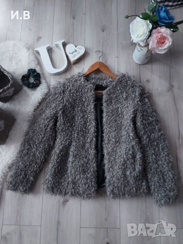 Сиво пухено палтенце , снимка 4 - Палта, манта - 34487295