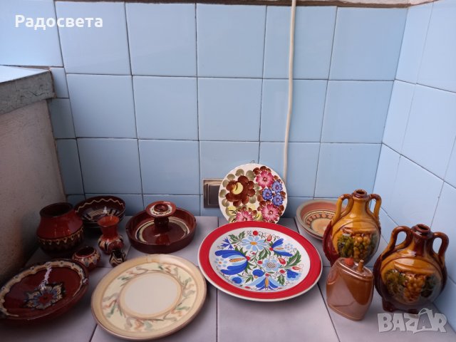 Сувенири порцеланови и дървени