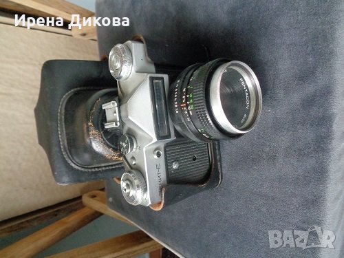 Продавам фотоапарат Зенит - Е /, снимка 1 - Фотоапарати - 38681133