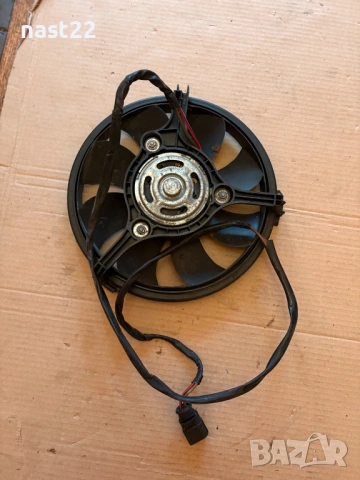 Малка перка за охлаждане шкода суперб 2.5 163 к.с, снимка 2 - Части - 53973776