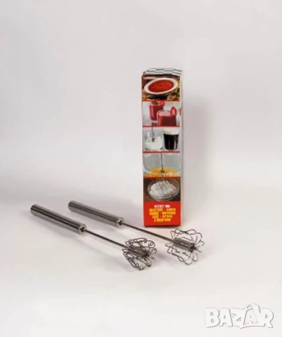 Автоматична кухненска бъркалка с въртящ се механизъм – идеалният помощник за готвене