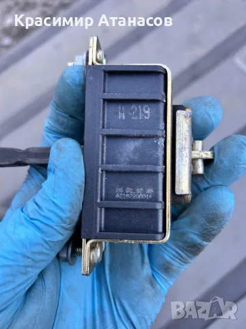 Ограничител врата предна лява за Мерцедес CLS. W219. 2004-2010г, снимка 5 - Аксесоари и консумативи - 49414554