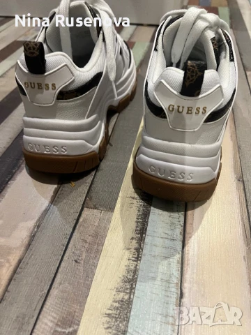 Сникърси Guess, снимка 2 - Кецове - 50596554