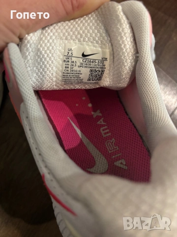 Дамски маратонки Nike Genom 38,5, снимка 5 - Маратонки - 53946000