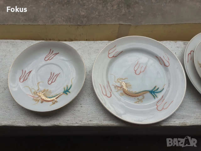Японски порцеланов сервиз за кафе дракони - холограм ГЕЙША, снимка 3 - Антикварни и старинни предмети - 51524113