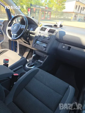 VW Touran 2.0 TDI (140 к.с.) DSG – 2013 г. – Отлично състояние, снимка 3 - Автомобили и джипове - 55747470