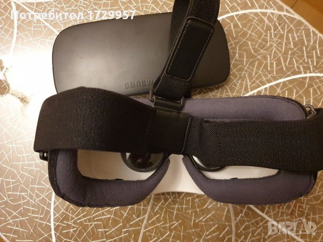 Очила за виртуална реалност Samsung Gear VR, снимка 7 - 3D VR очила за смартфон - 32183339